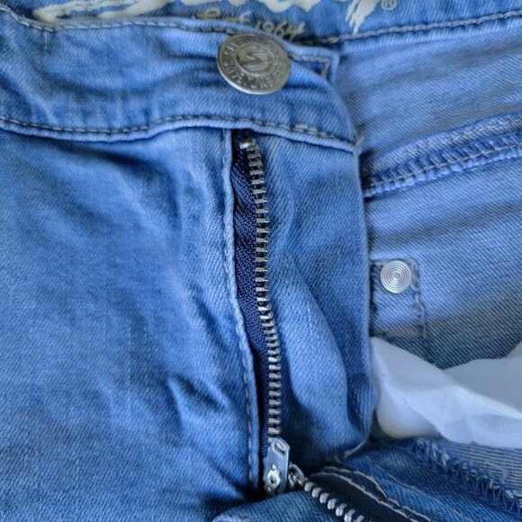 Seven7 Jeans Women's Skinny Easy Fit Distressed Jeans. Size 8. NWT $228 - Picture 5 of 12